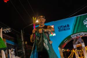 BIB: 00000
                            <button type="button" onclick="openModal(21811763)" class="btn btn-primary btn-sm float-right btn-popup" data-toggle="modal" data-target=".modal-high-quality">
                        <i class="fas fa-shopping-cart"></i> Add to Cart
                    </button>
                                            <button type="button" onclick="isThisMe(21811763, true)" class="btn btn-success btn-sm float-right btn-popup btn-isme hidden" data-toggle="tooltip" data-placement="bottom" title="นี่คือรูปของคุณใช่ไหม คลิกที่นี่เพื่อเอาเข้าอัลบั้ม">
                        <i class="fas fa-plus"></i> Add to album
                    </button>
                    <button type="button" onclick="isThisMe(21811763, false)" class="btn btn-warning btn-sm float-right btn-popup btn-isnotme hidden">
                        <i class="fas fa-ban"></i> Remove from album
                    </button>